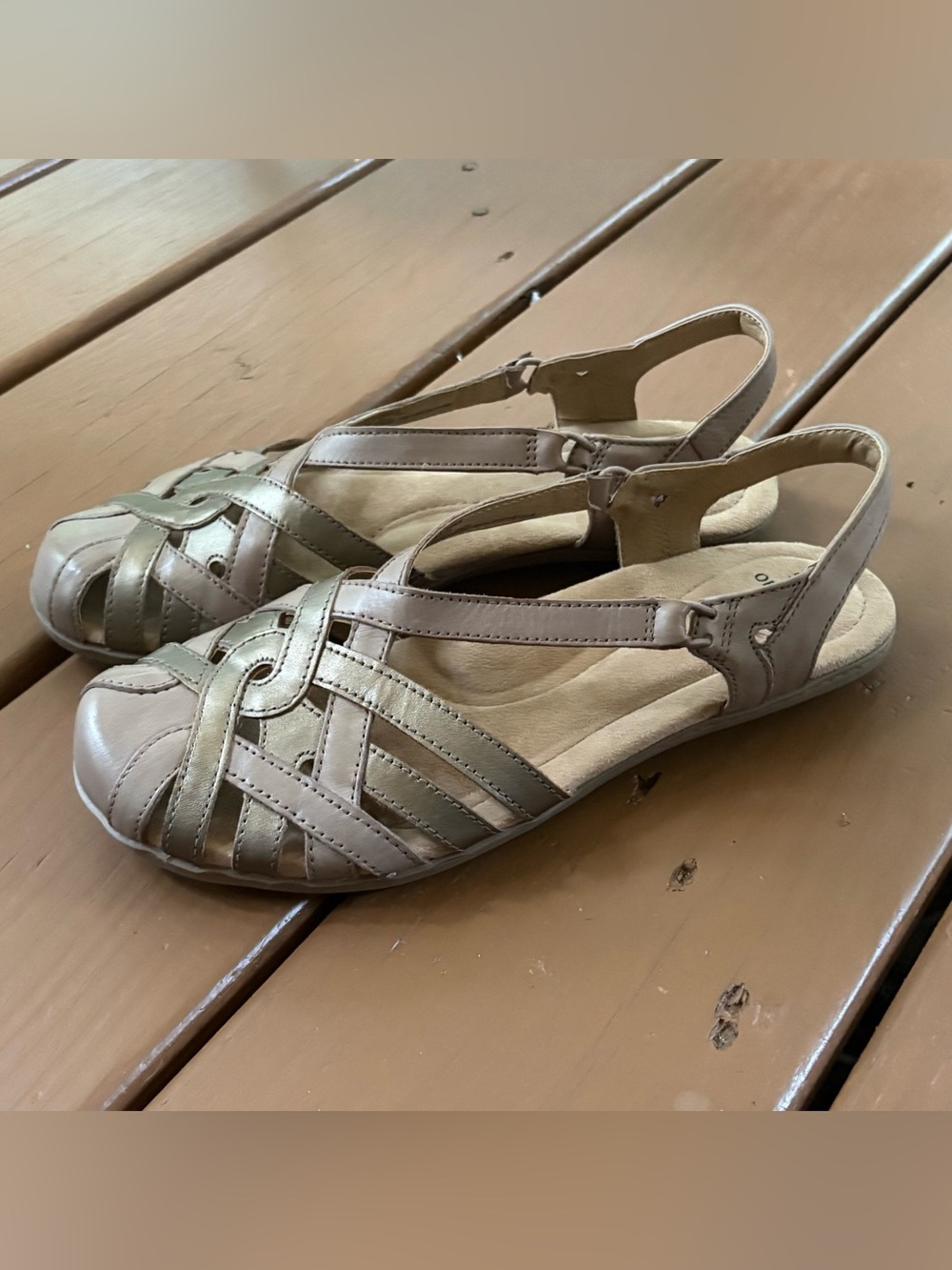 Earth Origins Belle Brielle comfort fisherman sandals taupe metallicleather 9